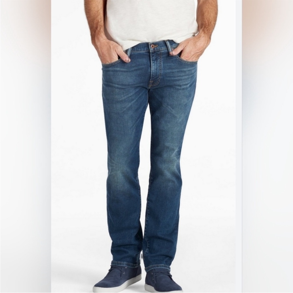 Lucky Brand 221 Orignal Straight Jeans